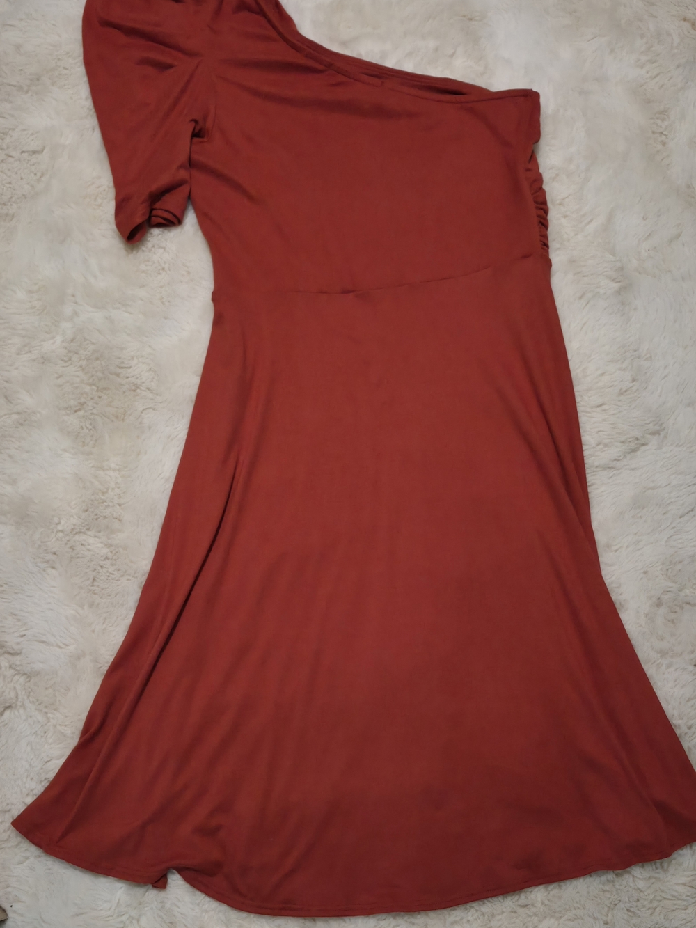 love J One-Shoulder Dress in Rust